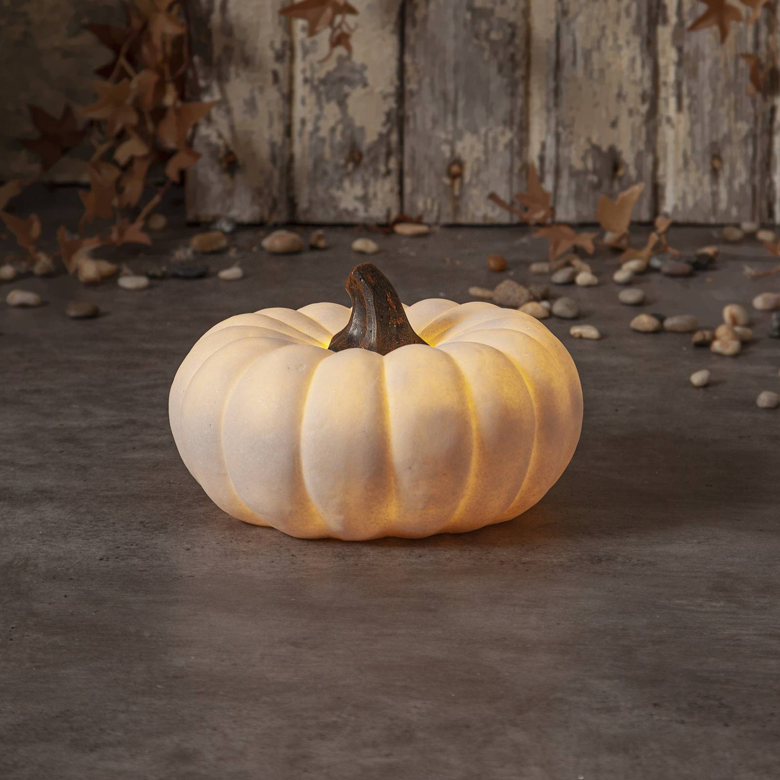 LED svetlo na terasu Sandy Pumpkin, Ø 20,5 cm, biela batéria