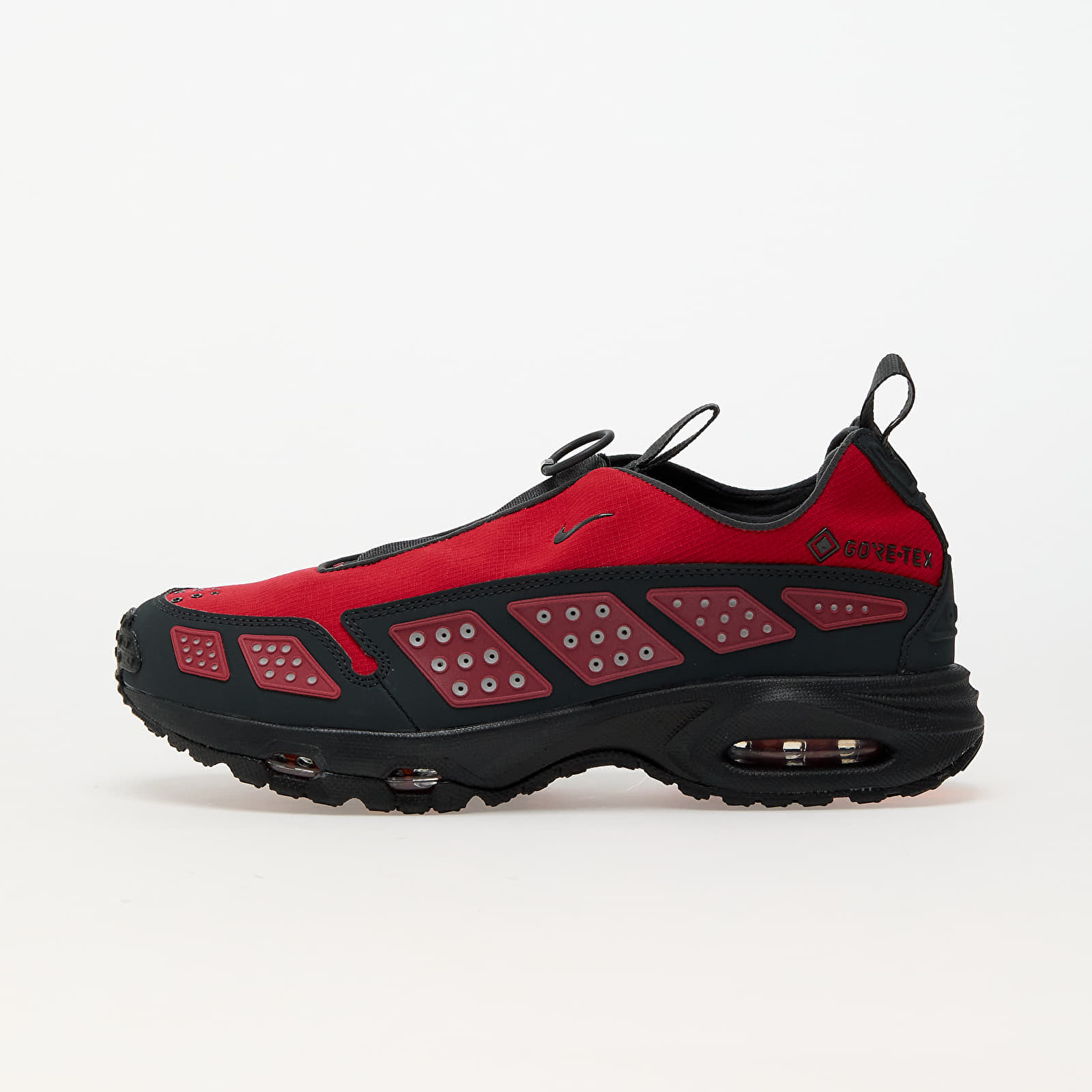 Tenisky Nike W Air Max Sndr Gtx Hyper Crimson/ Dk Smoke Grey-Fire Red EUR 35.5