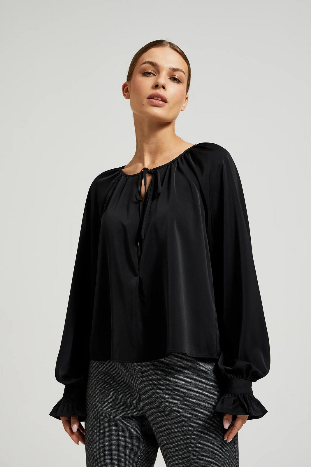 Women's blouse Moodo with puff sleeves - black