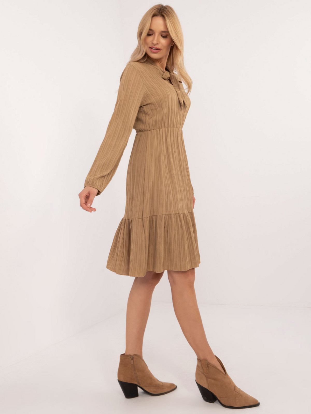 Brown dress above the knee with ruffles OH BELLA