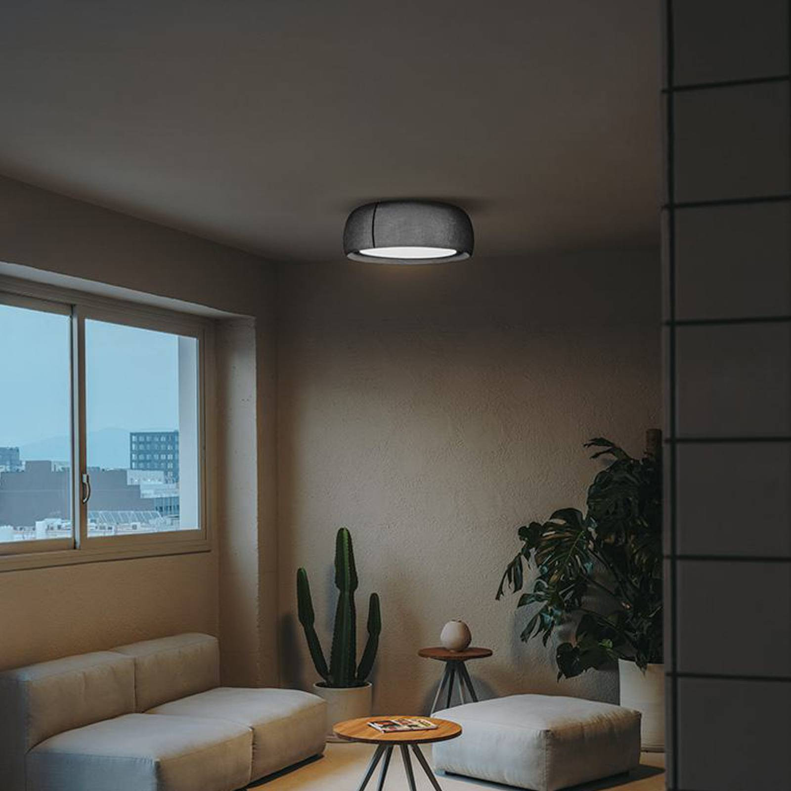 LEDS-C4 LED stropné svietidlo Gong, sivé, 4 000 K, Ø 61,2 cm