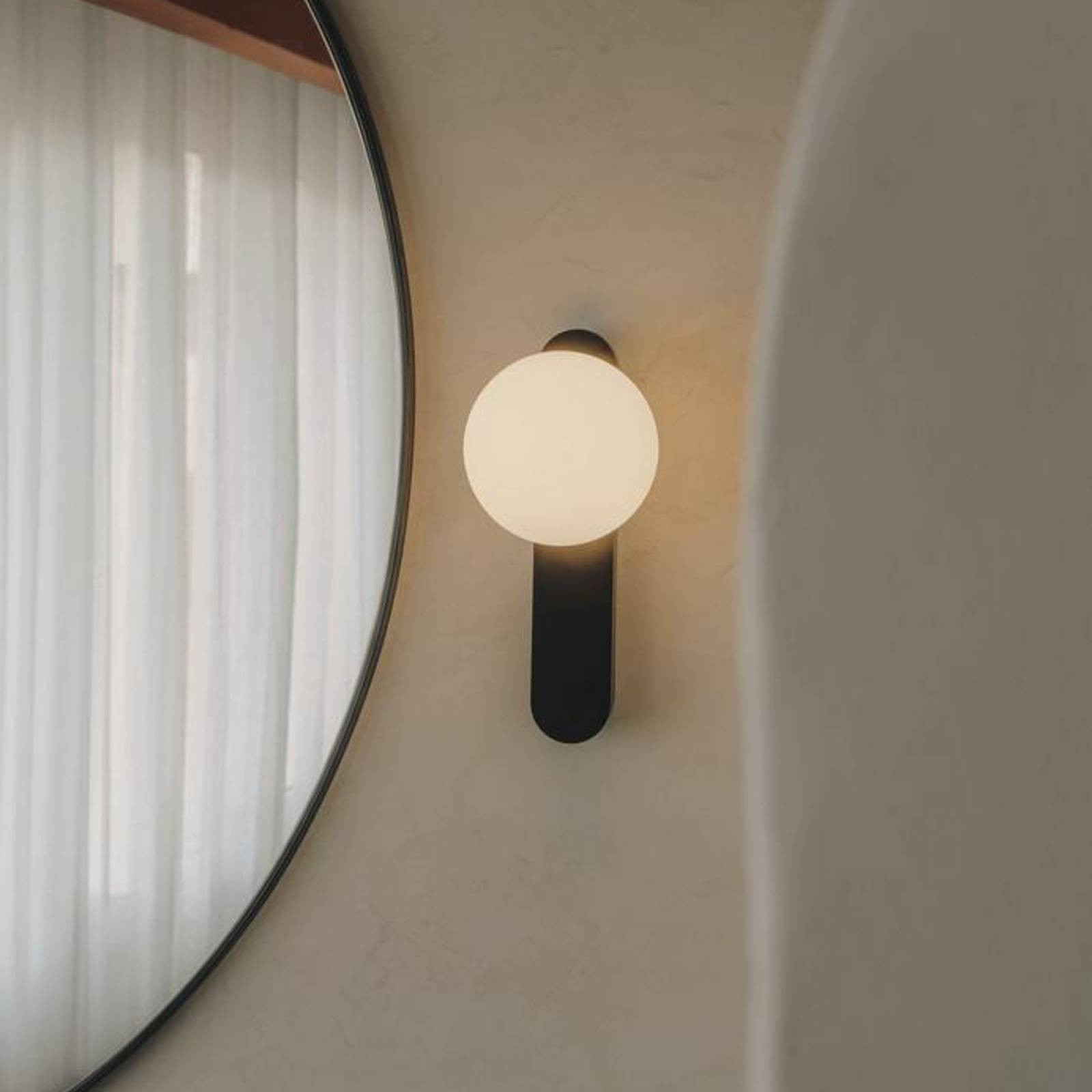 LEDS-C4 LED nástenné svietidlo Perlina, čierne, stmievateľné
