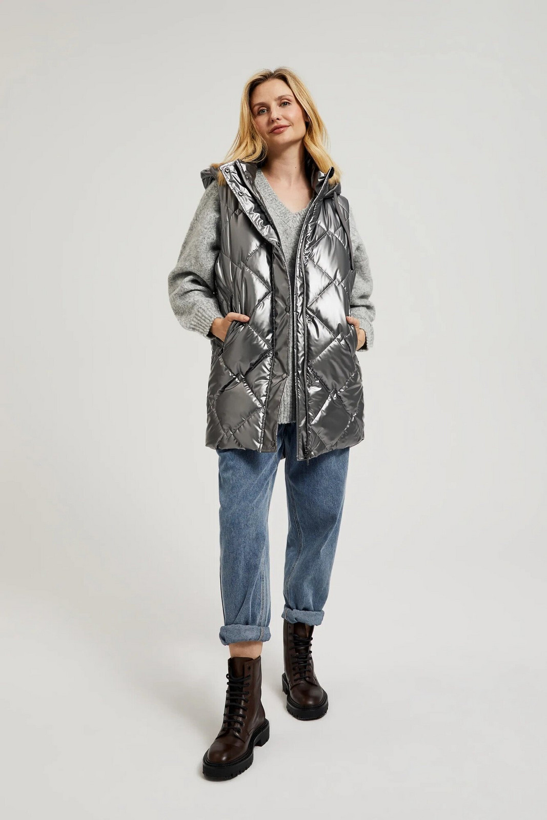 Women's quilted vest with hood MOODO - silver