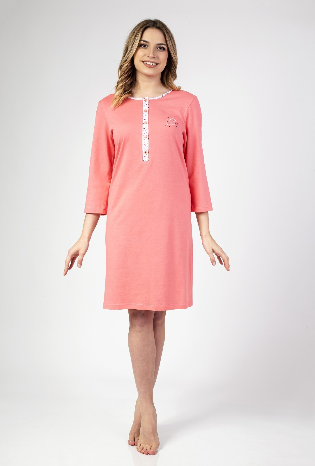 Dámska nočná košeľa Regina 139 3/4 S-XL Z25 tmavě modrá L