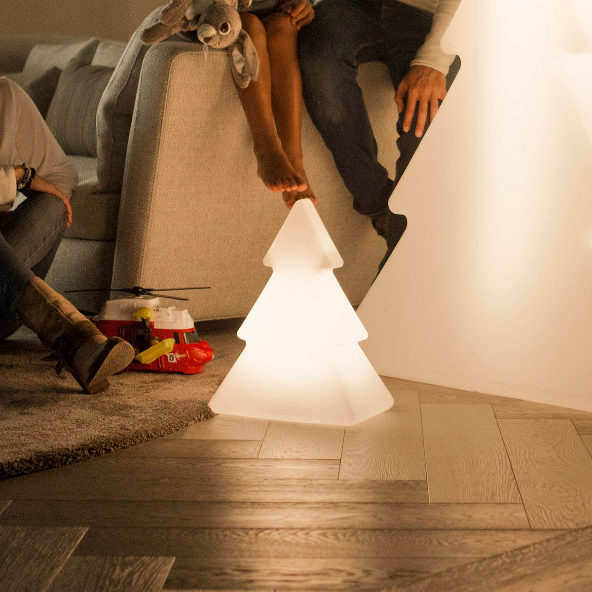 Stojacia lampa biela 40 cm vrátane nabíjateľnej RGBW solárnej LED - Pinus