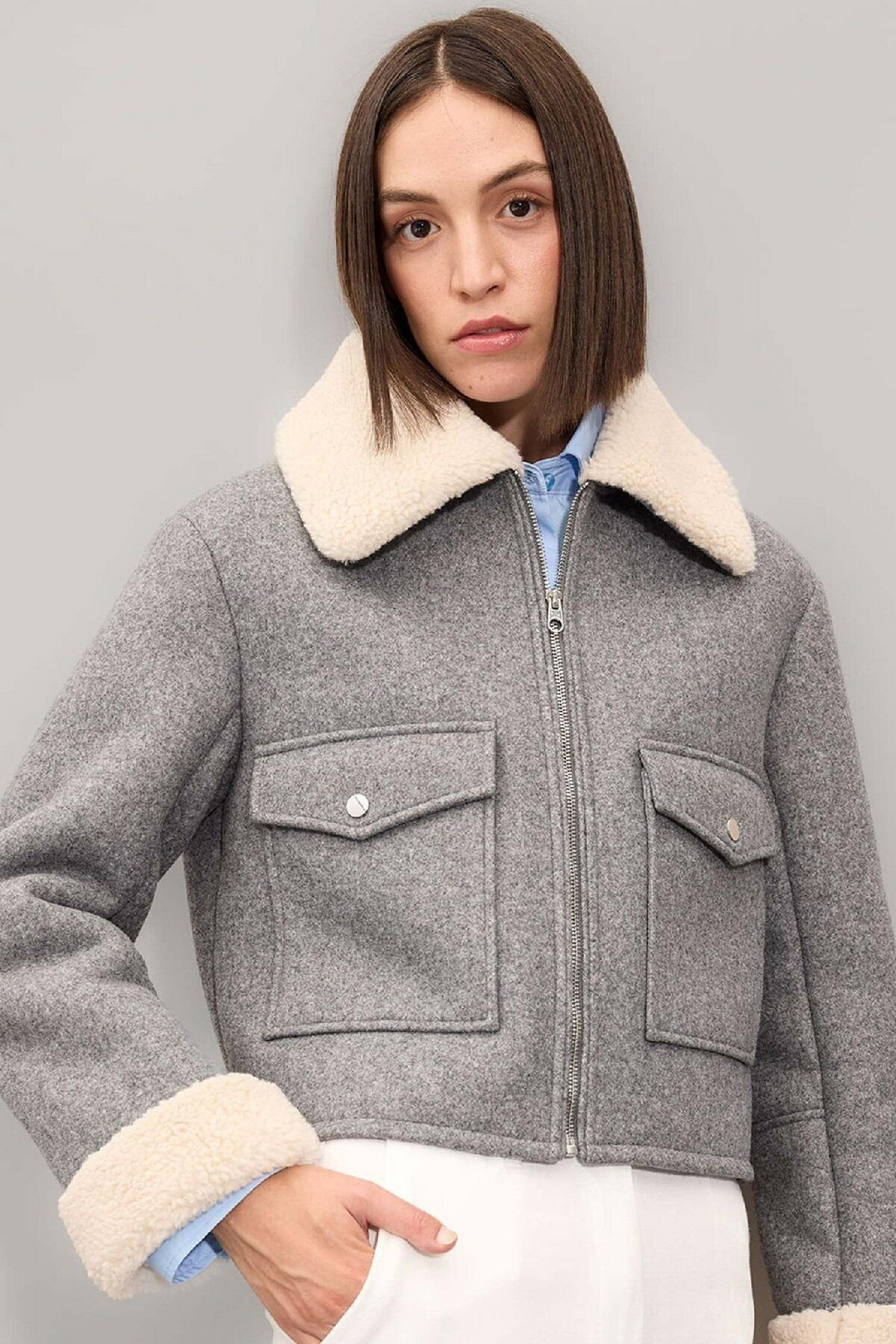 DEFACTO Faux Für Polo Collar Short Cashmere Coat with Zippered Pockets and Plush Lining