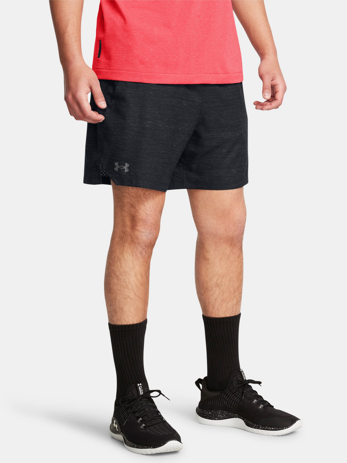 Men's shorts Under Armour UA Vanish Woven 6in Prnt Sts-BLK - Men's