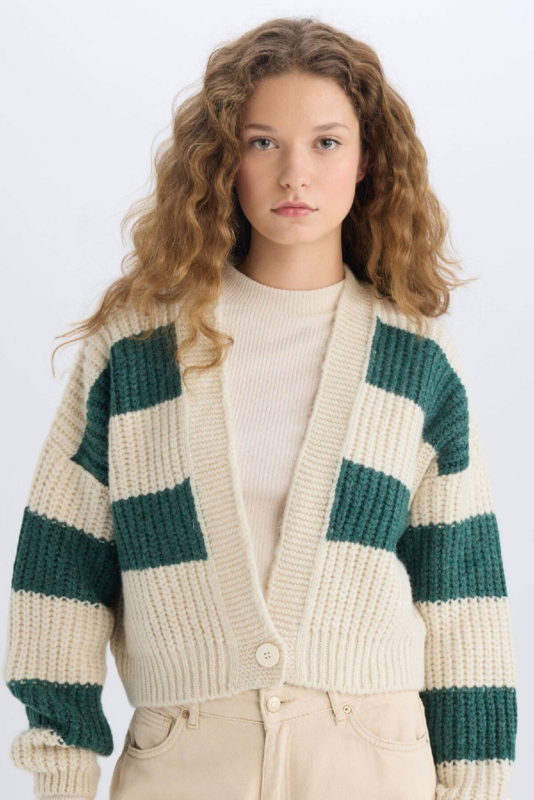 DEFACTO Coool Oversize Wide Fit V-Neck Striped Buttoned Knitwear Cardigan