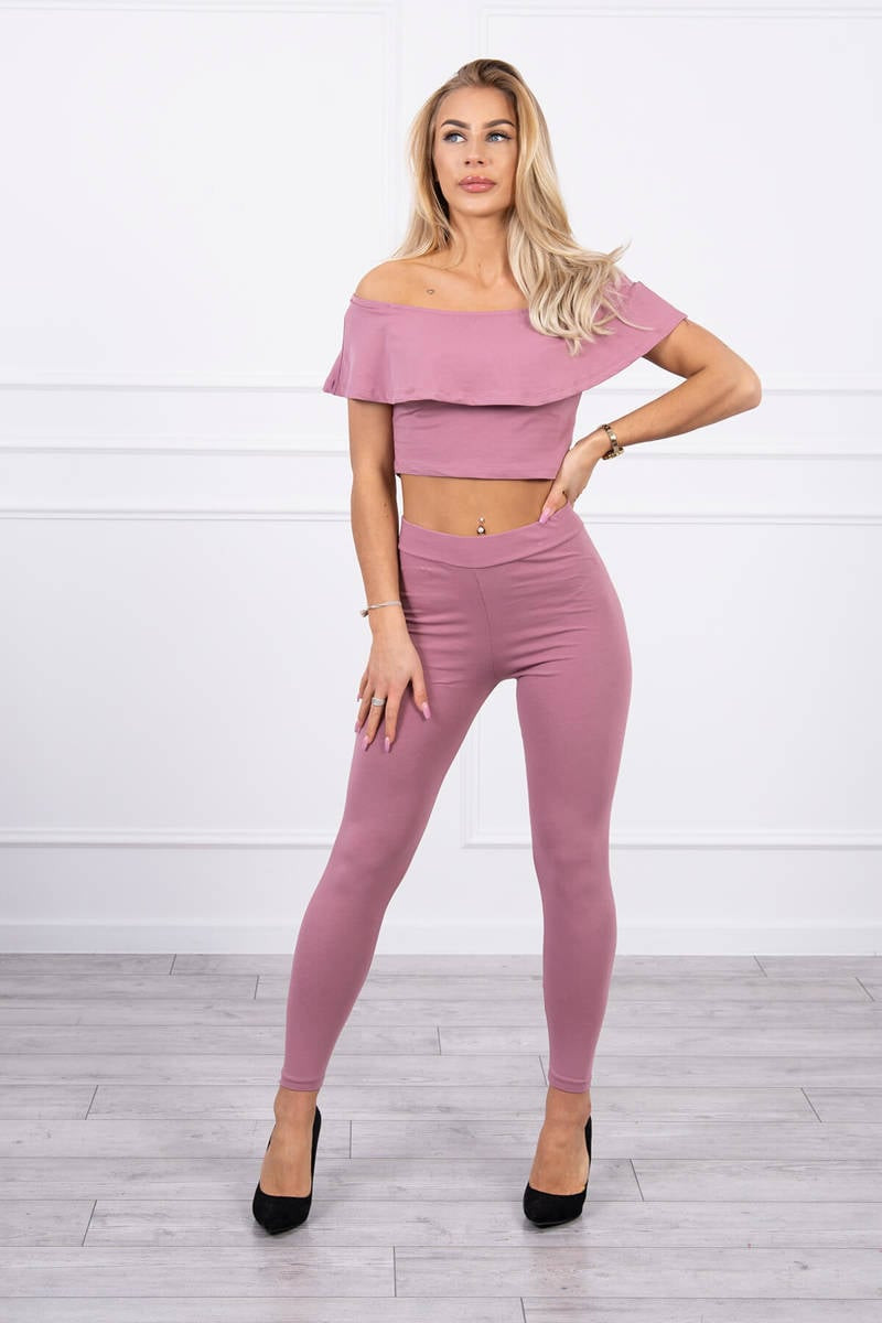 Set with a frills in dark pink color