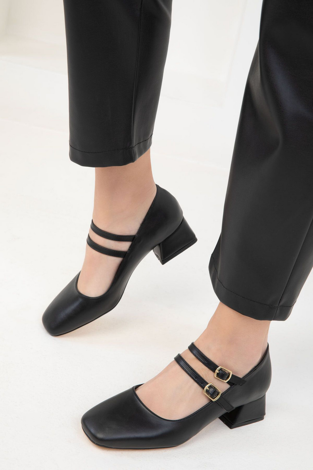 Soho Black Women's Classic High Heel Shoes 19595