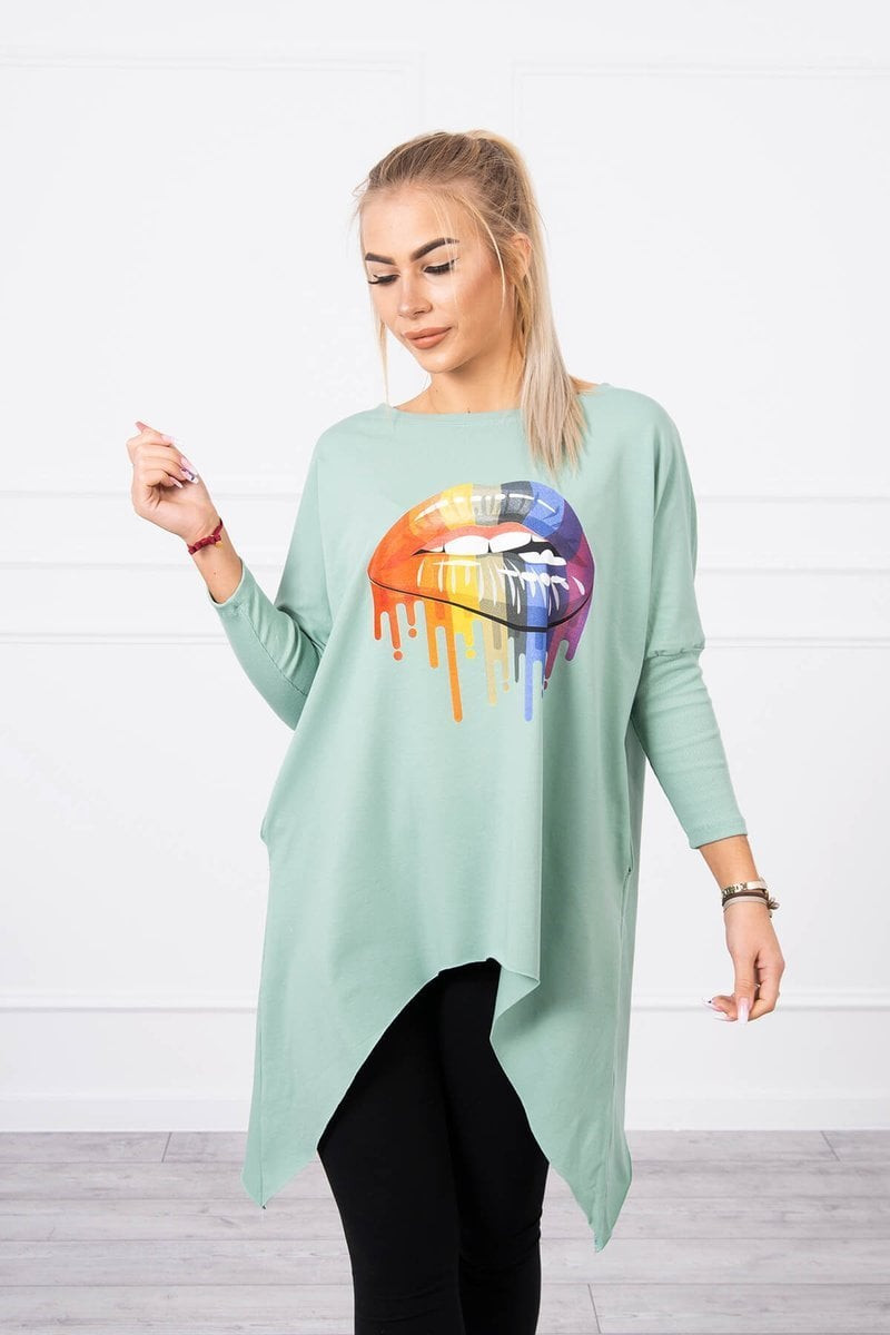 Oversized blouse with a dark mint lip print