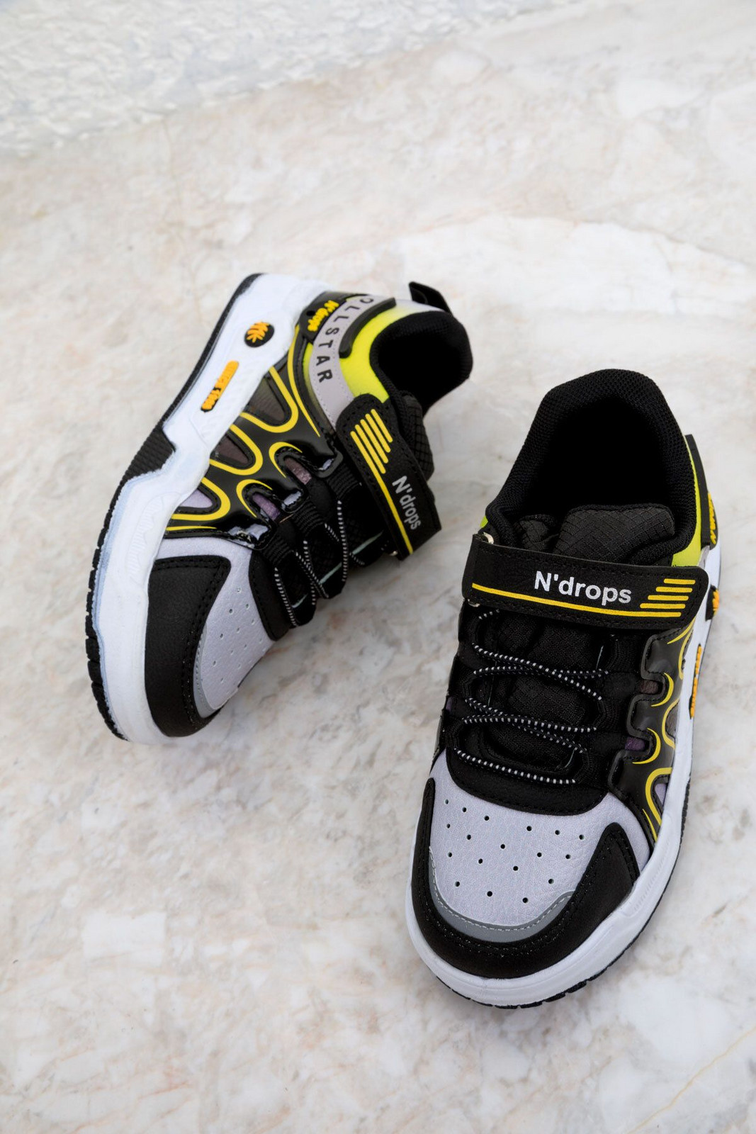 Soho Black-Grey-Yellow Kids Sneaker 19609