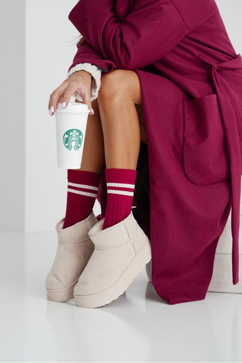 Milena Dámske ponožky vrkoč s pruhmi bordové