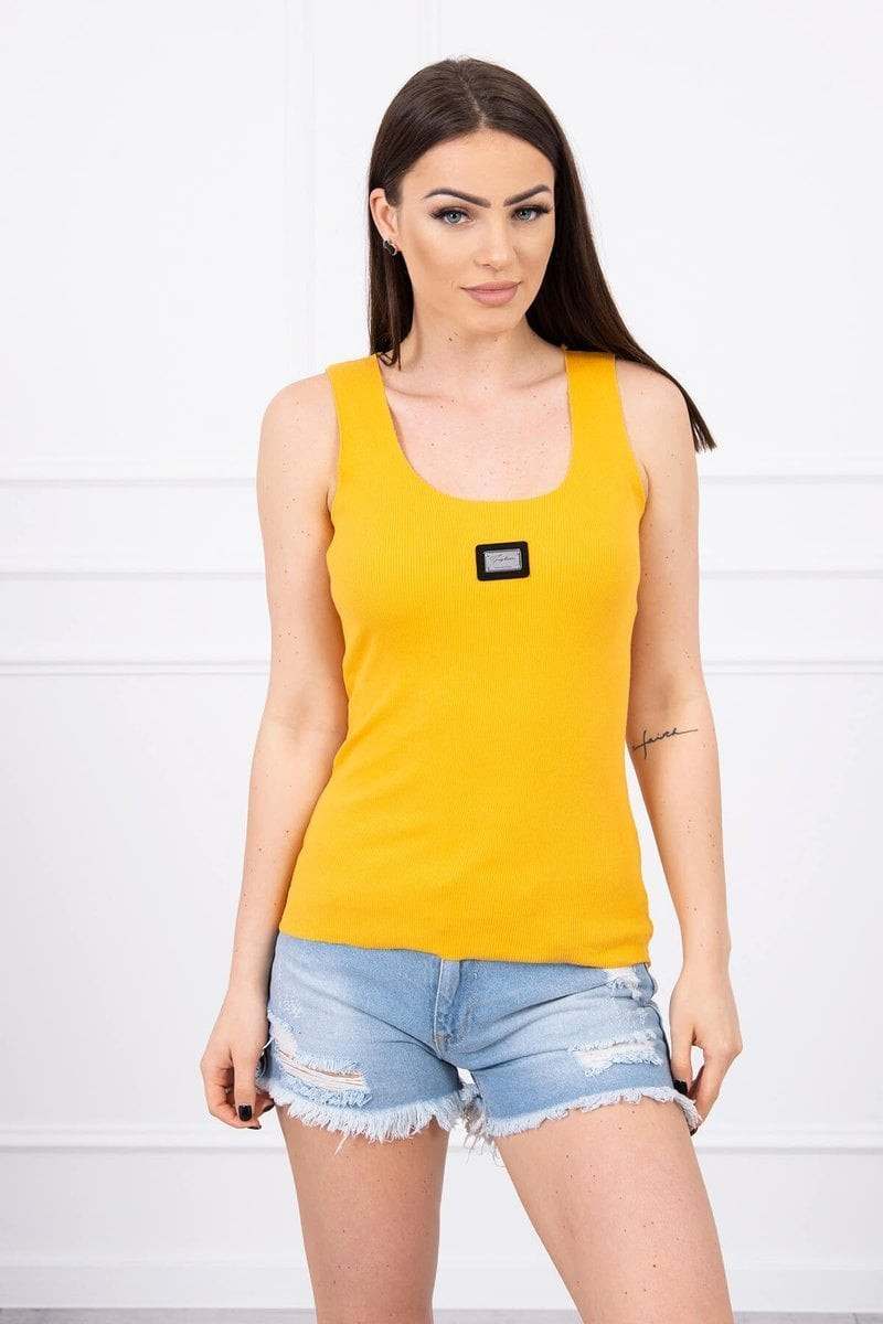 Striped blouse with a metal mustard plate