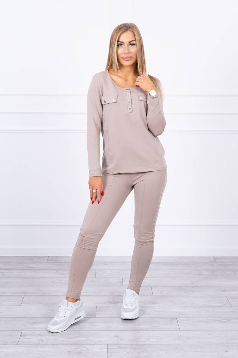 Set with press stud neckline dark beige