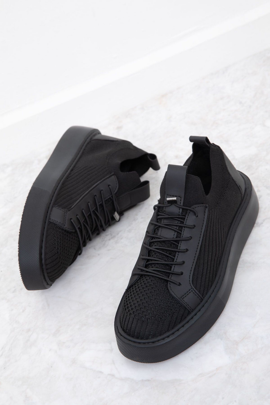 Soho Black-Black Men's Sneaker 19622