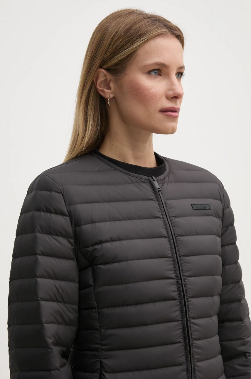 Páperová bunda Calvin Klein dámska, čierna farba, prechodná, K20K207823