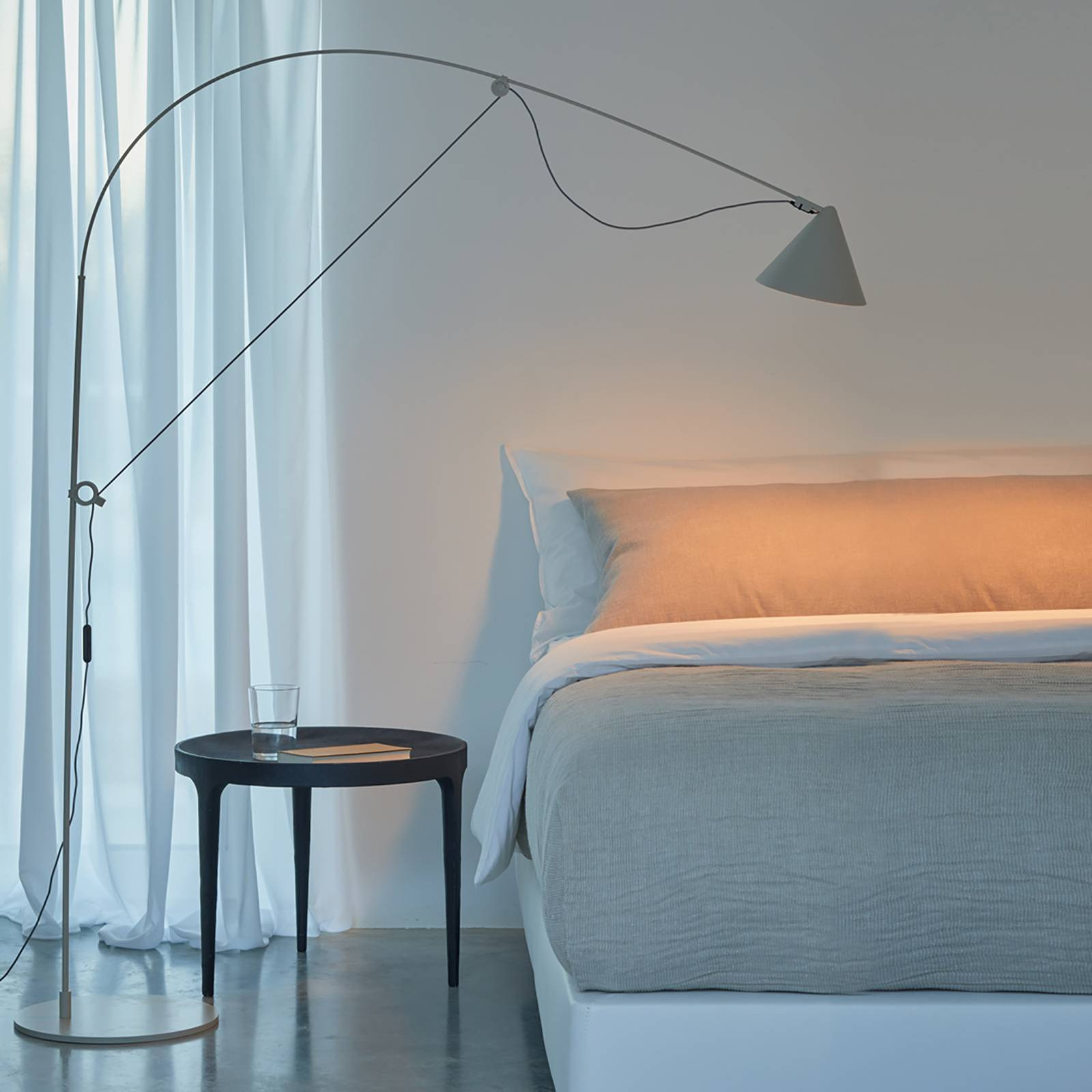 midgard LED stojacia lampa AYNO L, sivá/sivá, 2 700 K, 166 cm