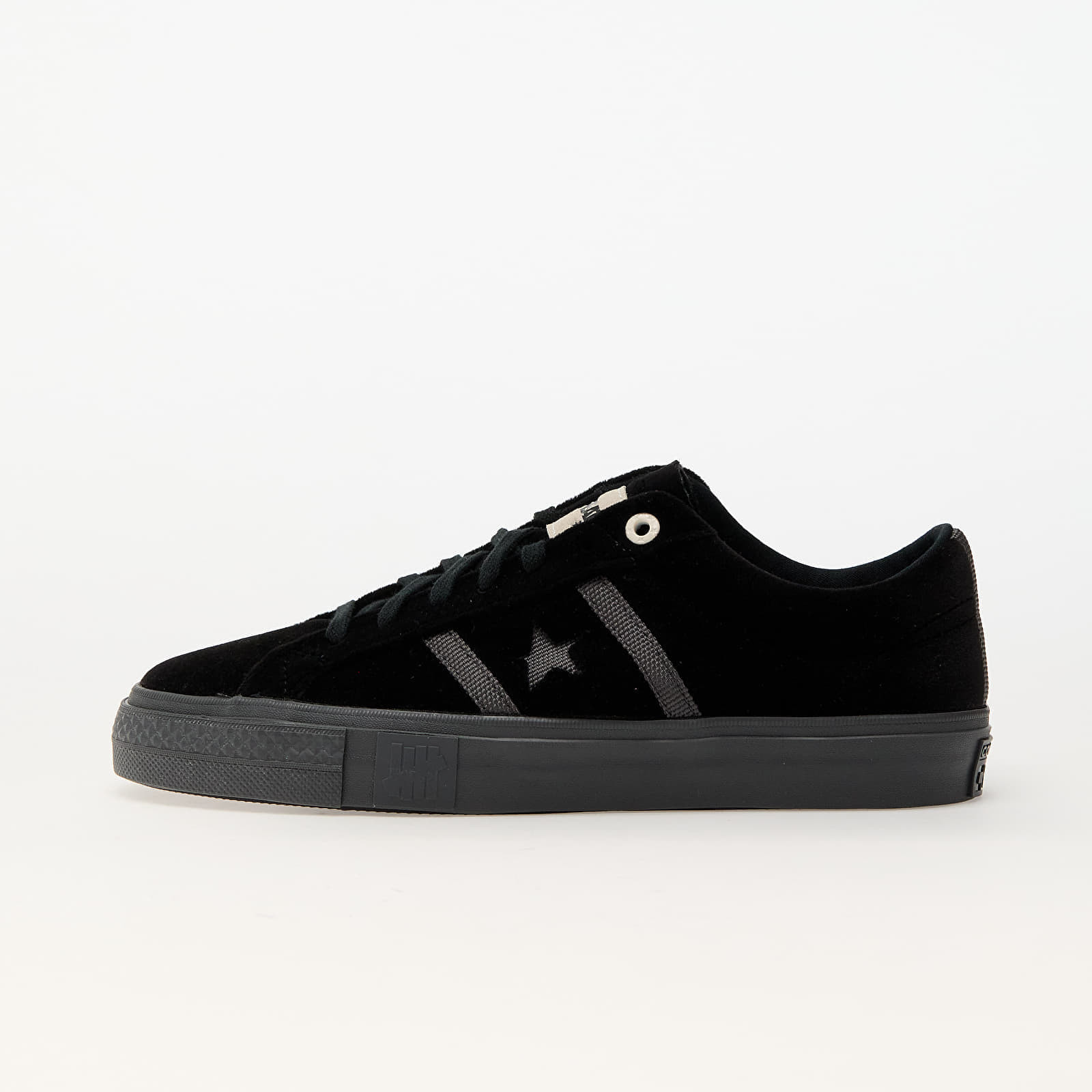Tenisky Converse x UNDEFEATED One Star Academy Pro Black/ Black/ Egret EUR 37