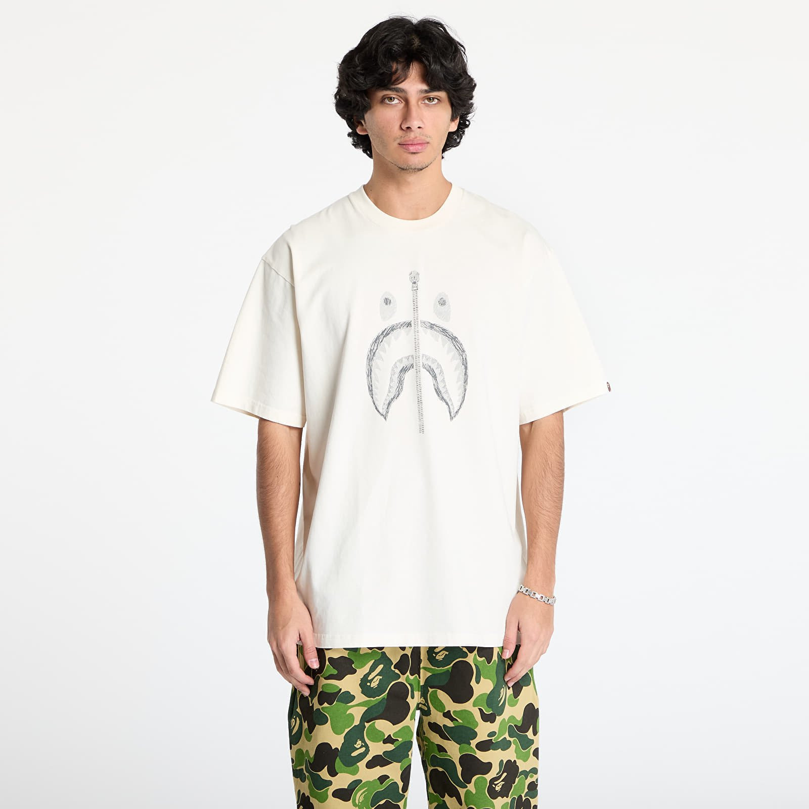 Tričko A BATHING APE Garment Dye Shark Relaxed Fit Tee Ivory M