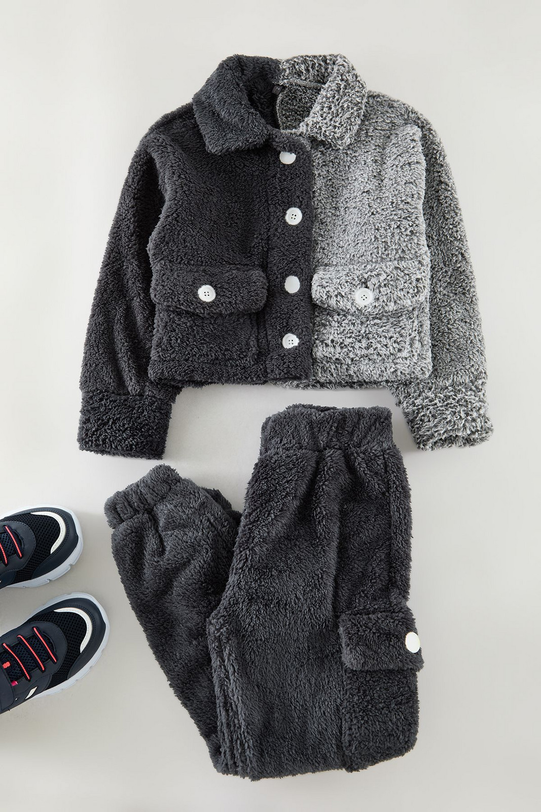 Trendyol Anthracite Color Block Polar Knitted Bottom-Top Set