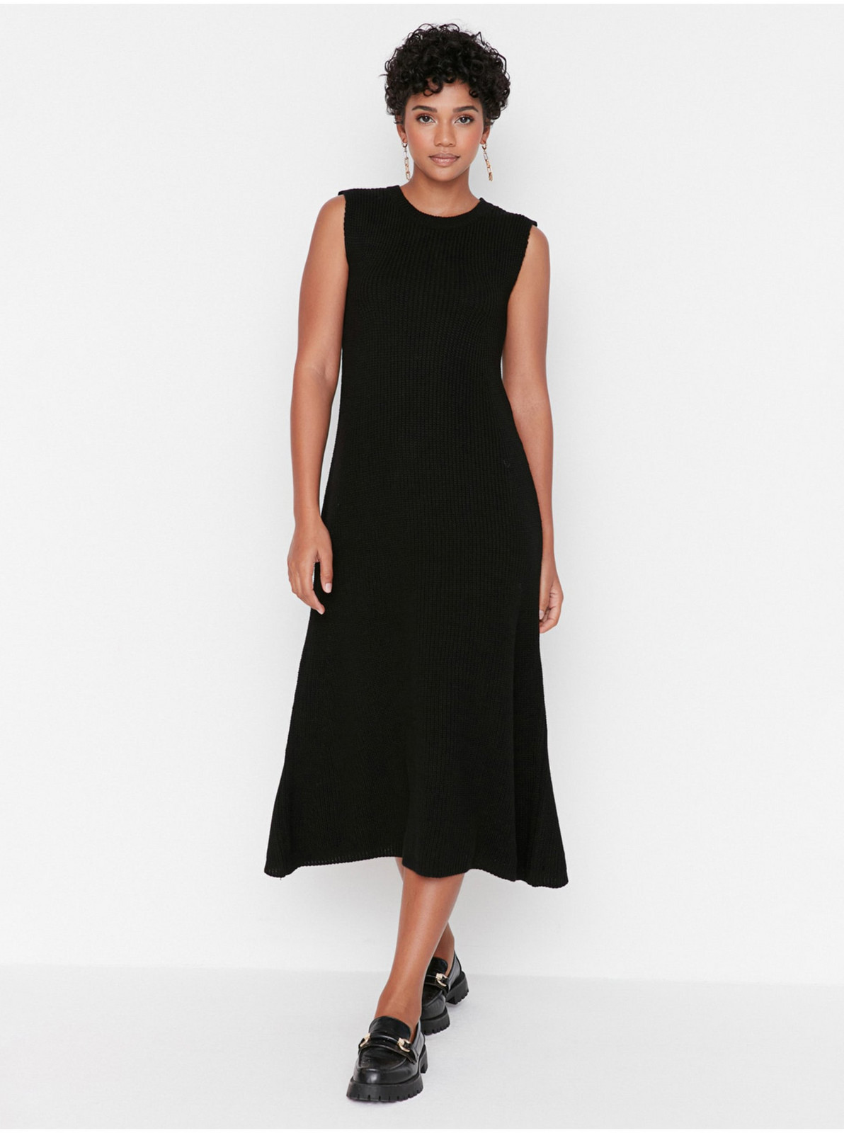 Black women's sweater midi dress Trendyol - Women