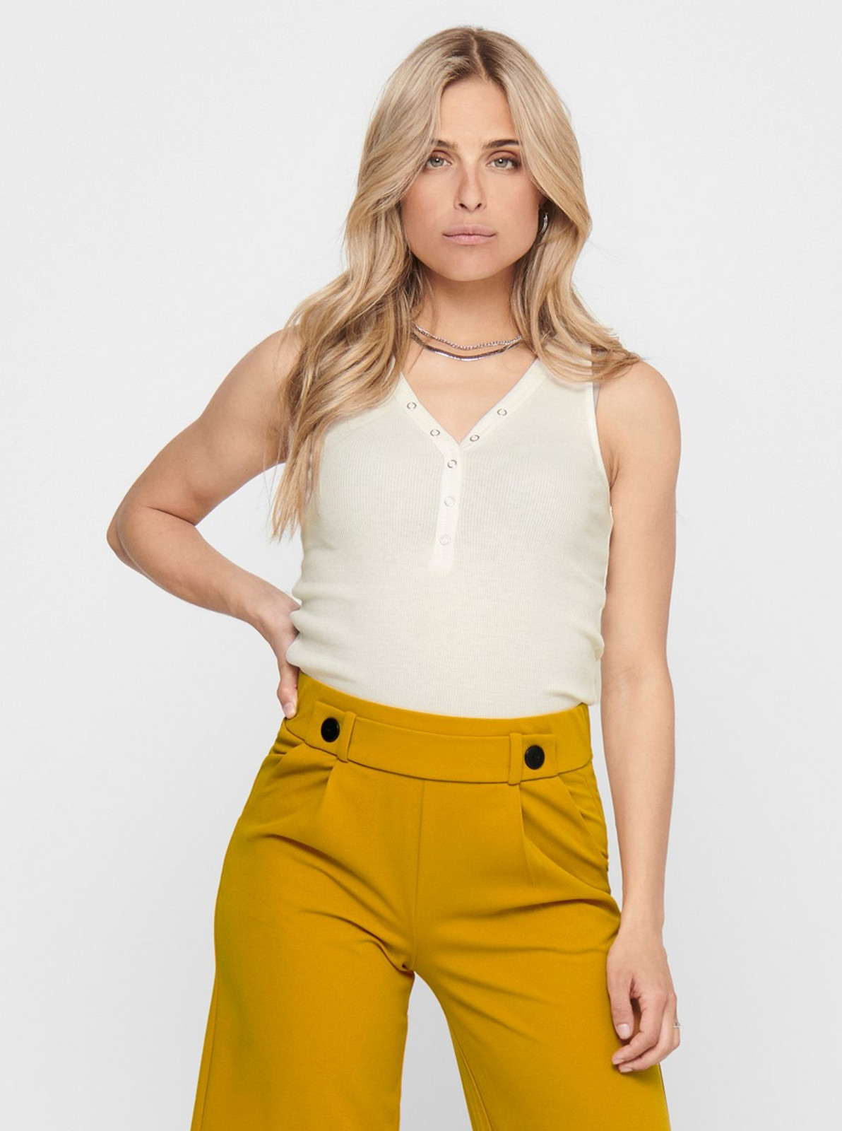 White top ONLY Briar - Women