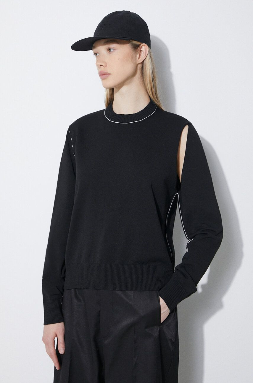 Sveter MM6 Maison Margiela čierna farba, tenký, S62HL0025