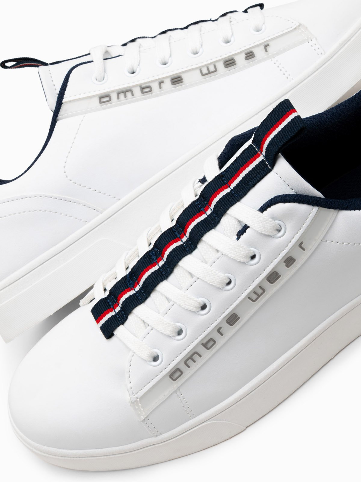 Ombre Men's shoes sneakers with contrasting details - white