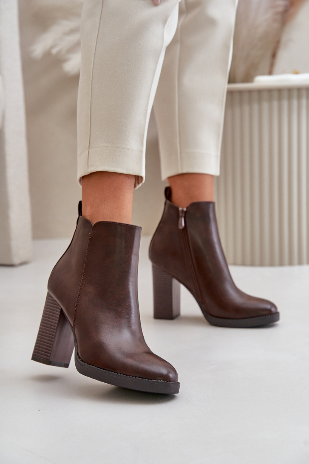 Topánky na podpätku model 199843 Step in style 39