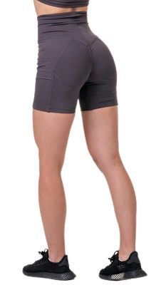Nebbia fit & smart dámske cyklistické šortky 575 marron