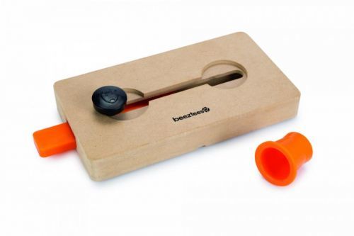 BEEZTEES Interaktívna drevená hračka BYZOE 22 cm