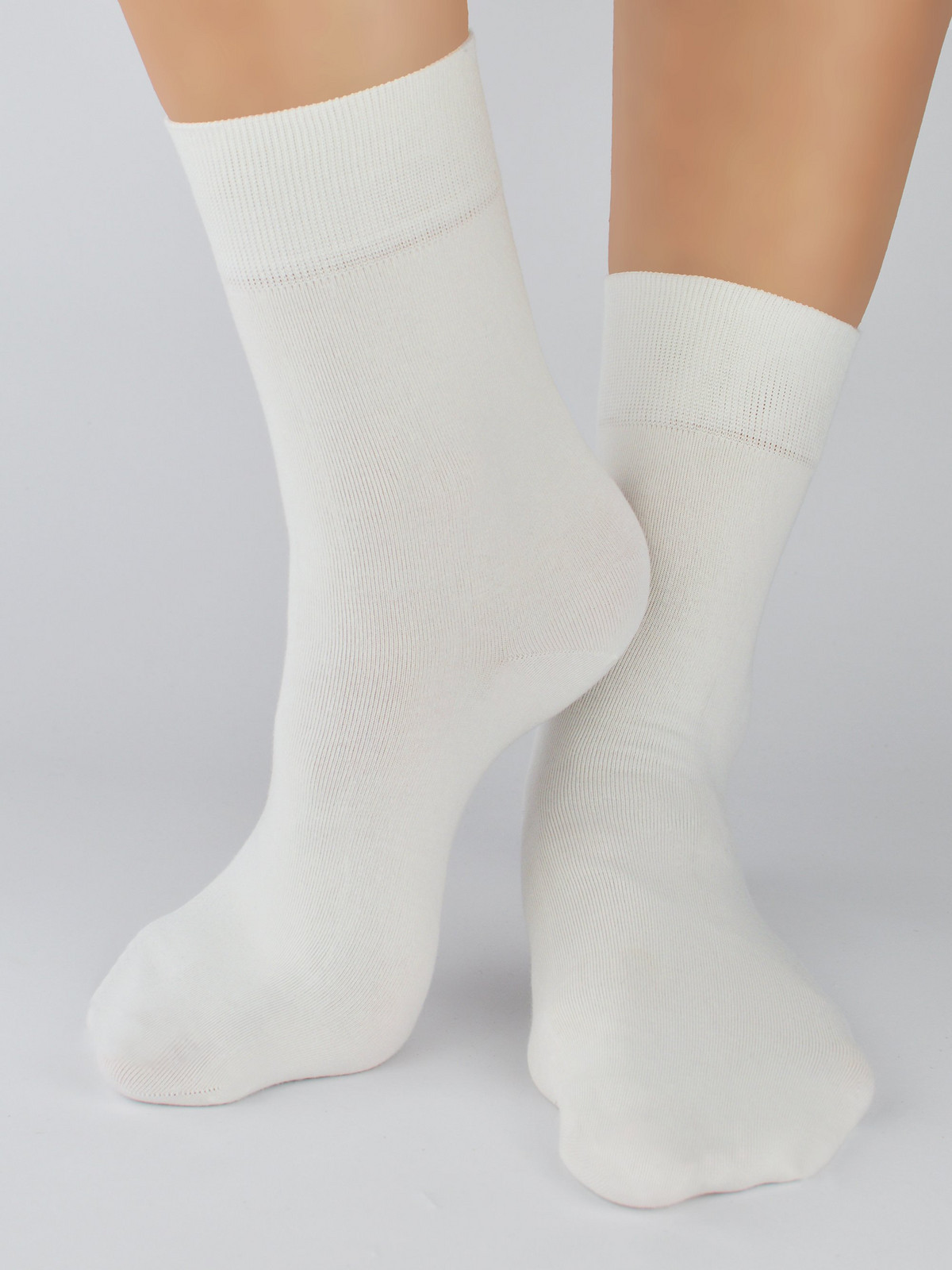 NOVITI Woman's Socks SB076-W-02