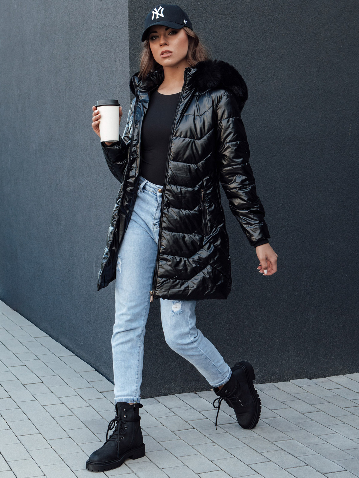 Dámska zimná prešívaná bunda s kožušinou SHINE black Dstreet TY4483 S