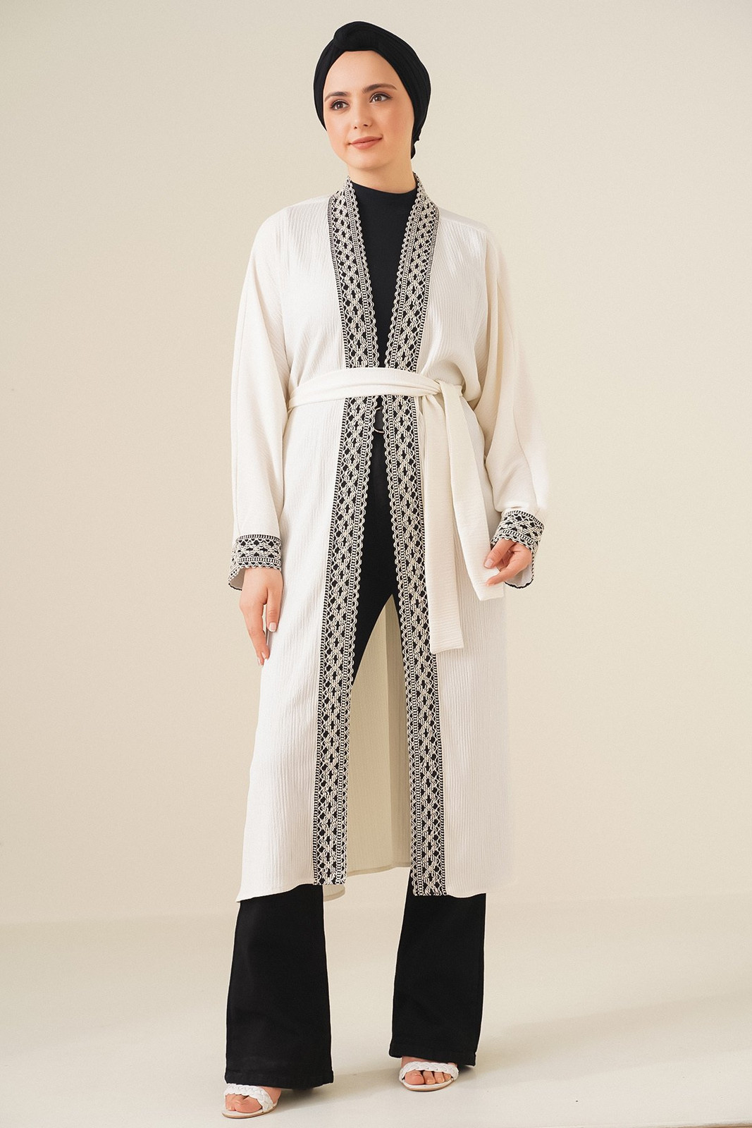 Bigdart 5865 Knitted Long Kimono with Embroidery - White