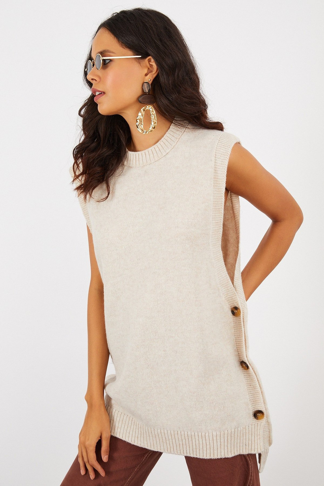 Cool & Sexy Women's Vanilla Buttoned Sides Sleeveless Knitwear Tunic YV75