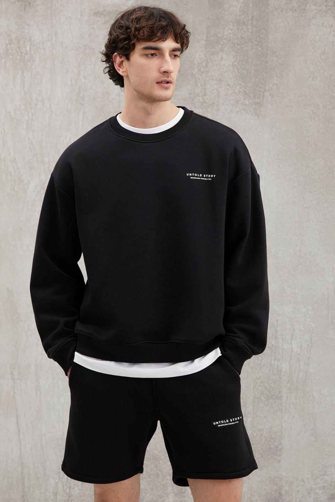 GRIMELANGE Bryan Men's Soft Fabric 3 Thread Oversize Loose Cut Round Neck Printed Black Sweatshirt