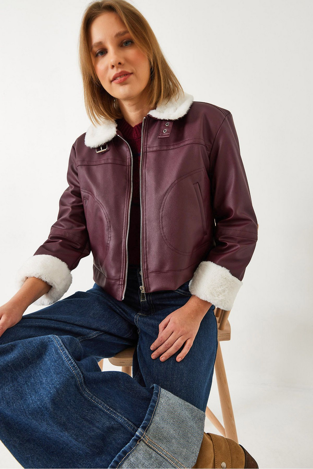 Bianco Lucci Women's Fur Lined Leather Coat with Buckled Collar