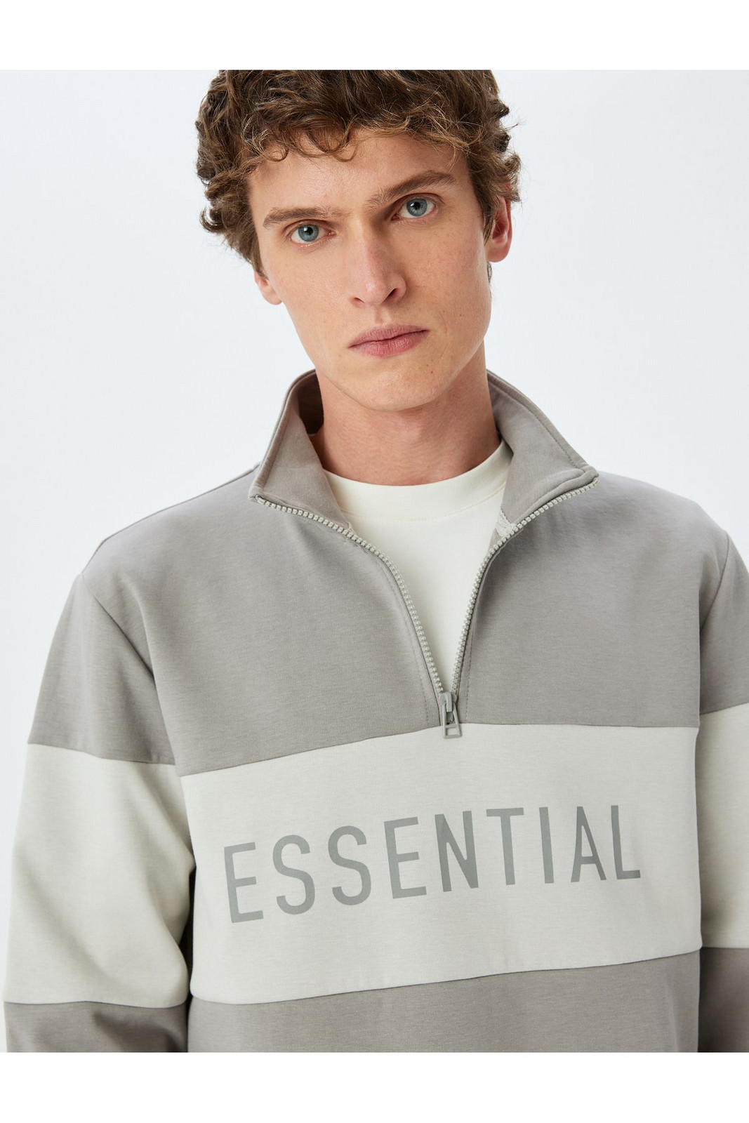 Koton Color Blocked Half Zipper Cotton Slogan Printed Sweatshirt