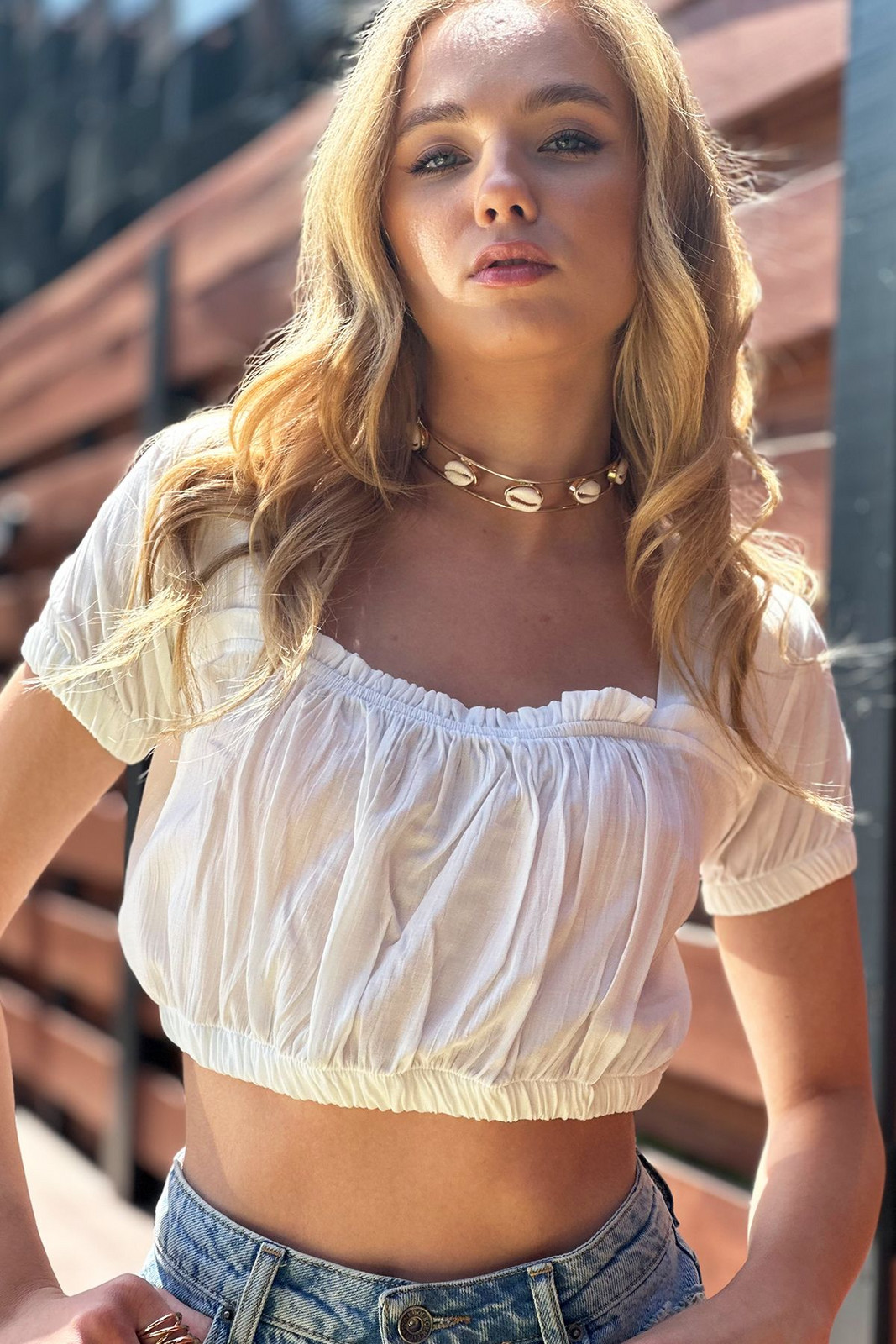 Trend Alaçatı Stili Women's White Square Collar Sleeves and Elastic Waist Woven Crop Ice