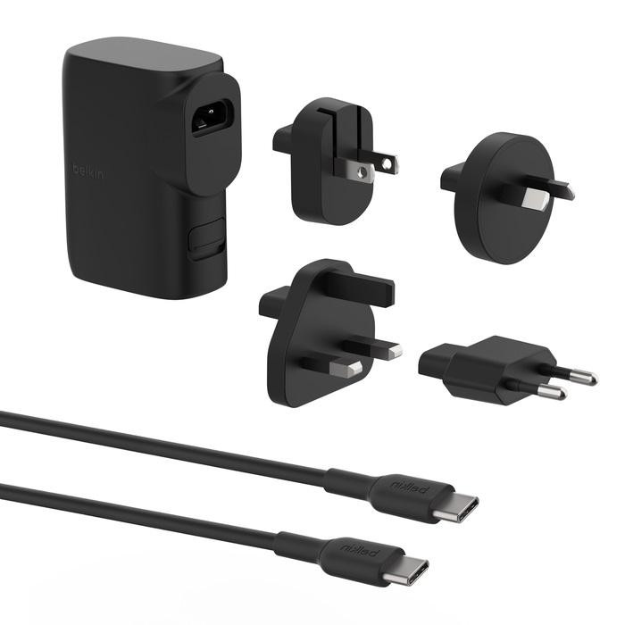 Belkin BOOST CHARGE™ Hybridná cestovná nabíjačka do zásuvky 25W + PowerBanka 5000mAh, UK, EU, US, AU, čierna