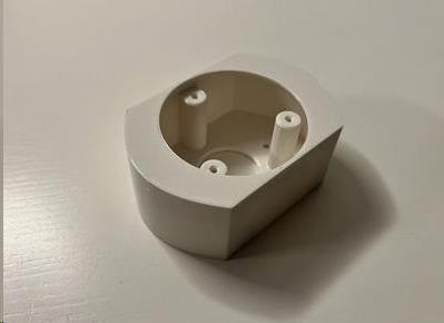 TP-LINK držiak/stojan pre kamery Tapo C310/C320WS/C325WB na stenu a strop, biely s krytkou káblov (1ks)