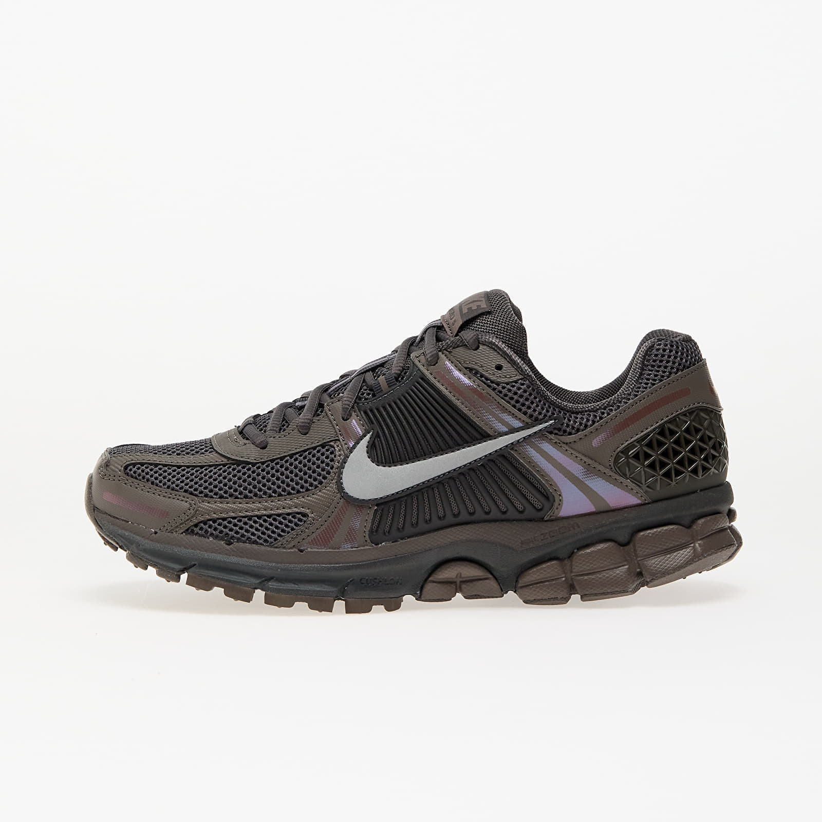 Tenisky Nike Zoom Vomero 5 Cave Stone/ Metallic Silver-Multi-Color EUR 42