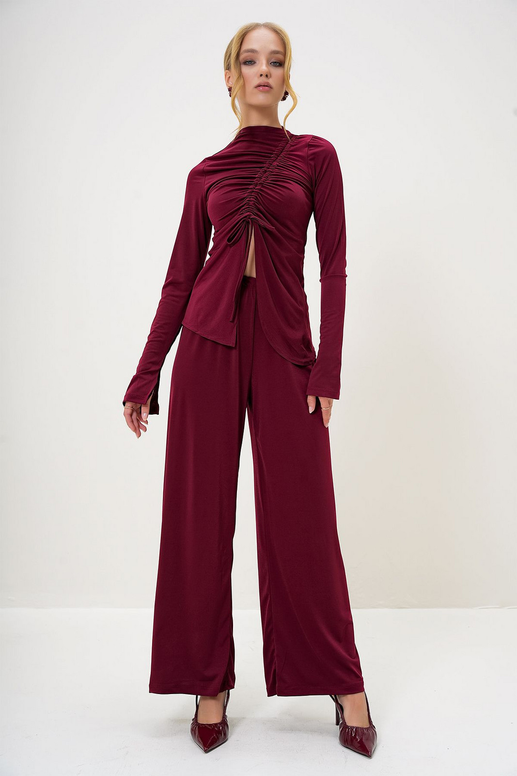Trend Alaçatı Stili Women's Claret Red Stand Collar Gathered Detail Asymmetric Cut Sandy Trouser Blouse Two Piece Set