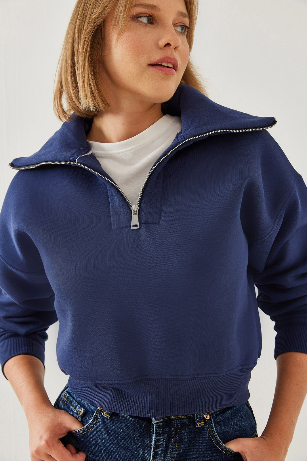 Bianco Lucci Women's Triple Thread Raised Zippered Sweatshirt