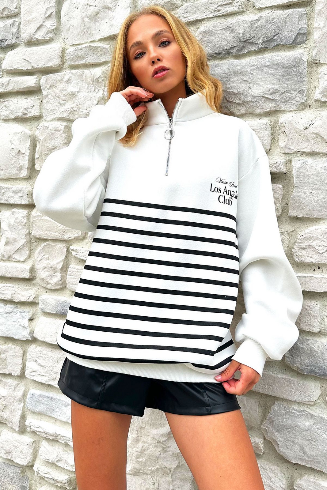 Trend Alaçatı Stili Women's Ecru Printed Zippered Sweatshirt with Raised Interior