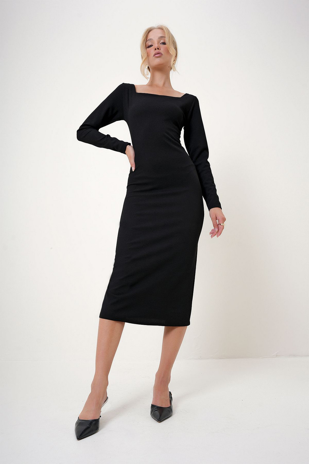 Trend Alaçatı Stili Women's Black Square Neck Midi Length Zippered Crepe Knit Dress