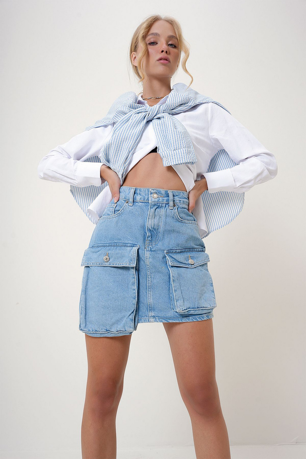 Trend Alaçatı Stili Women's Blue Cargo Pocket Jean Skirt
