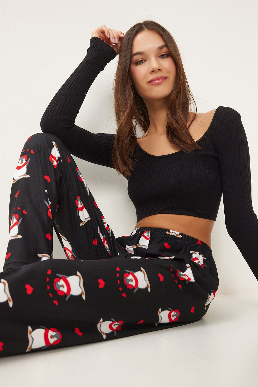 Happiness İstanbul Women's Black Patterned Soft Texture Knitted Pajama Bottoms