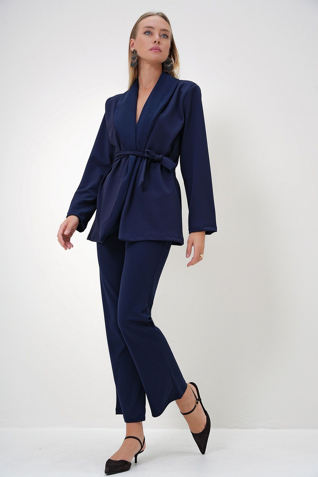 Trend Alaçatı Stili Women's Navy Blue Shawl Collar Self-Belted Jacket and Palazzo Trousers Set